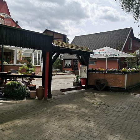 Uschi'S Gasthof Neuendorf  Esterno foto