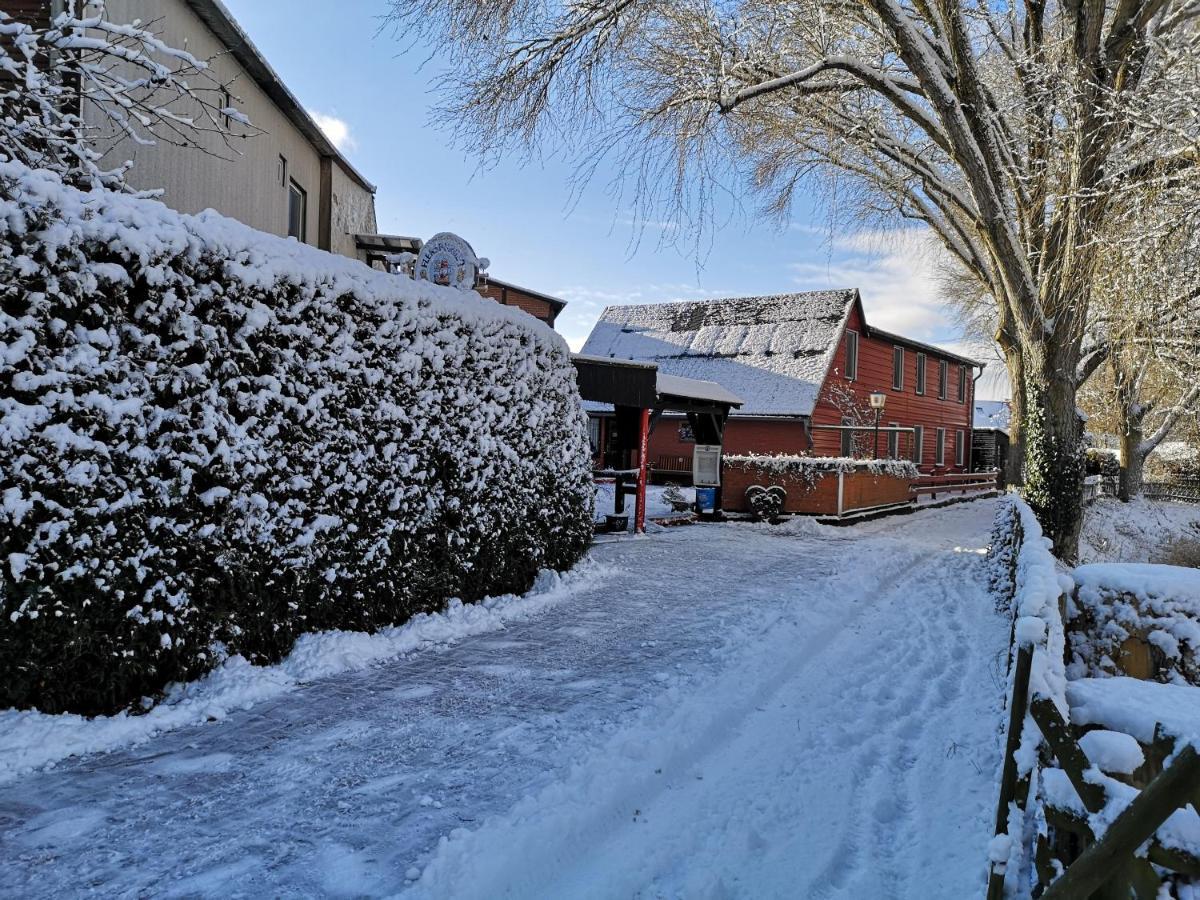 Uschi'S Gasthof Neuendorf  Esterno foto
